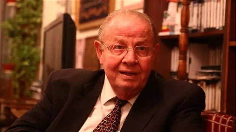 خبير عسكري: مصر الوحيدة في الشرق الأوسط التي تمتلك قواعد لحملات الطائرات