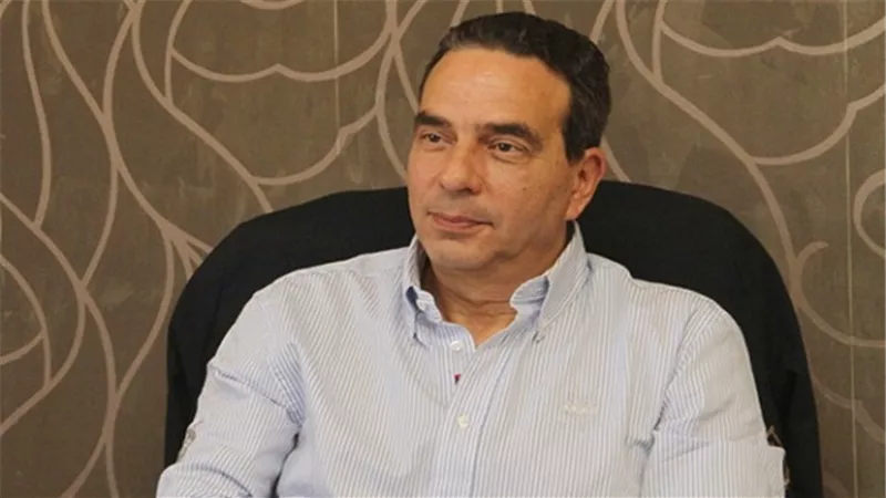 نائب عن 