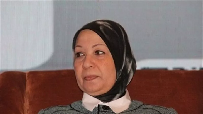 أحلام رشدى.. مارجريت تاتشر التموين.. ومساعدة باسم عودة في أخونة الوزارة