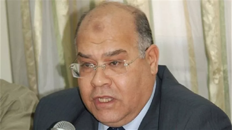 عن رفض السيسي مقابلة أمير قطر.. 