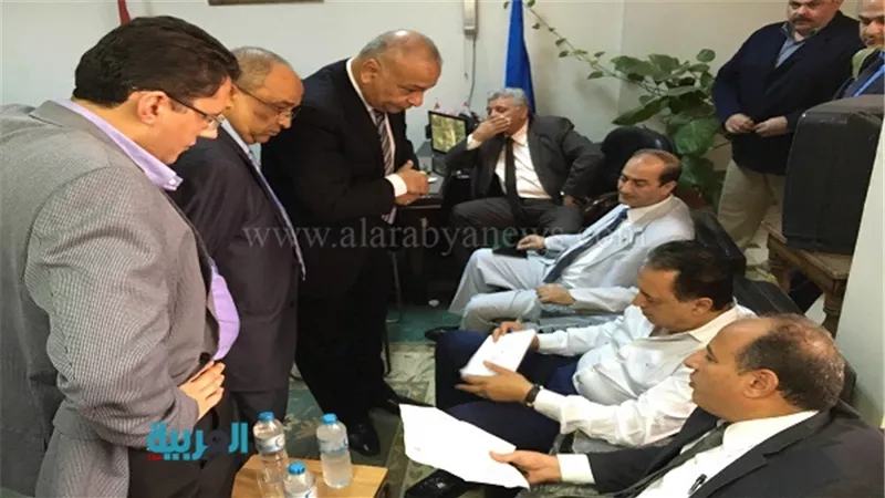 وزير الصحة يقدم التعازي لضحايا حادث مركب رشيد