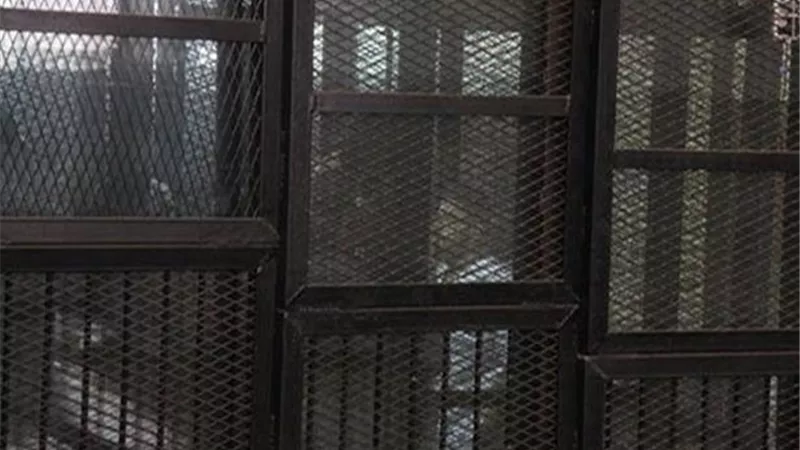 تأجيل محاكمة المتهمين بإقتحام قسم حلوان لـ 15 أكتوبر 