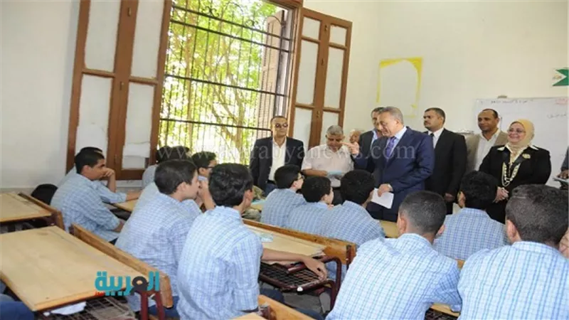 بالصور.. محافظ الجيزة يفتتح مبني جديد بمدرسة أبو الهول القومية لغات
