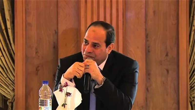 السيسي: 2018 سيشهد طفرة في تطوير العشوائيات والصرف الصحي 