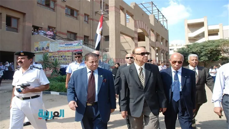 بالصور.. تفاصيل جولة محافظ القاهرة بحي المرج 