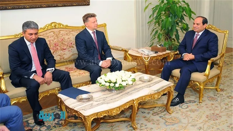 الرئيس السيسي يستقبل وزير النقل الروسي