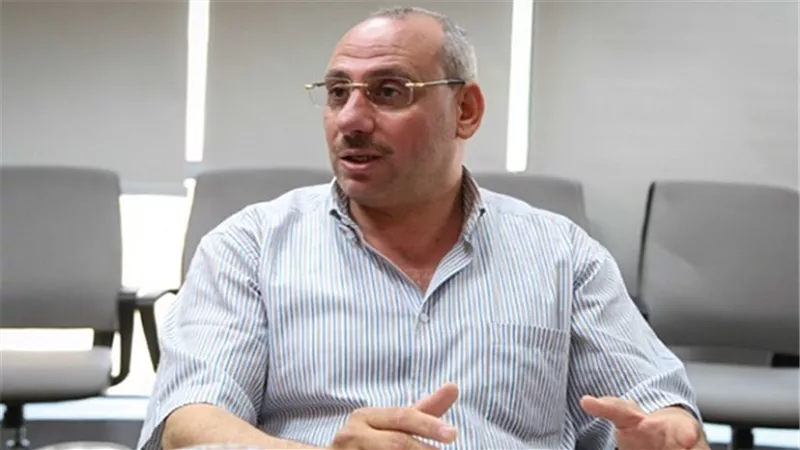  إيهاب عبدالعظيم: يطالب 