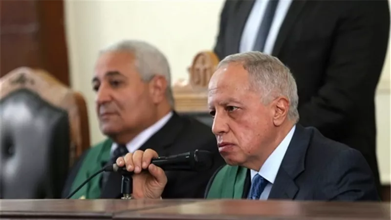تأجيل محاكمة متهم بالانضمام لتنظيم 