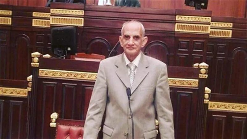  خالد خلف الله ينظم قافلة طبية لأهالي 