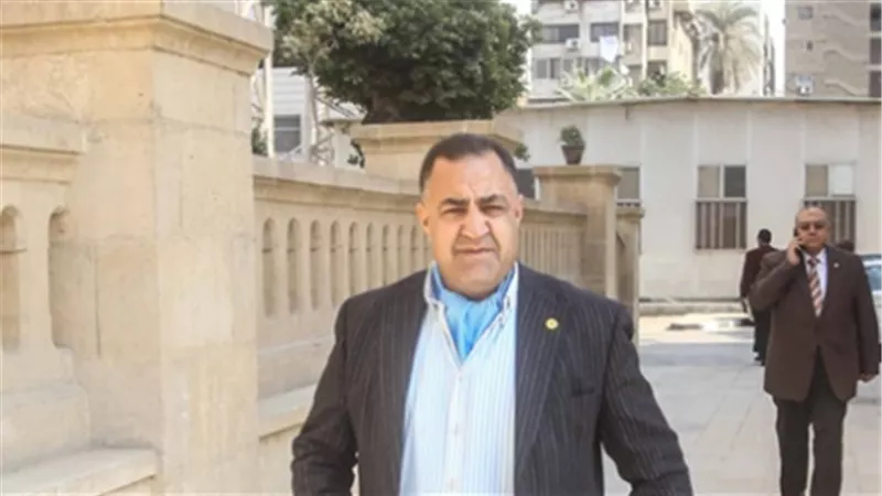 بلاغ ضد النائب إلهامي عجينه لإطلاقه حملة لكشف عذرية الطالبات 