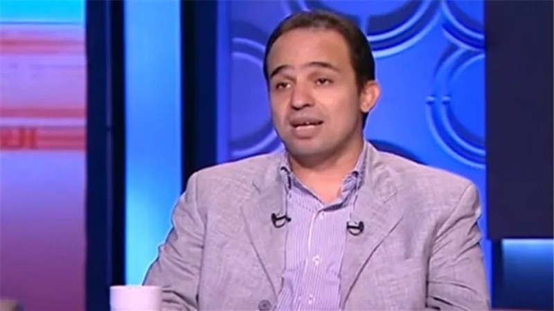 محمد إسماعيل يطالب 