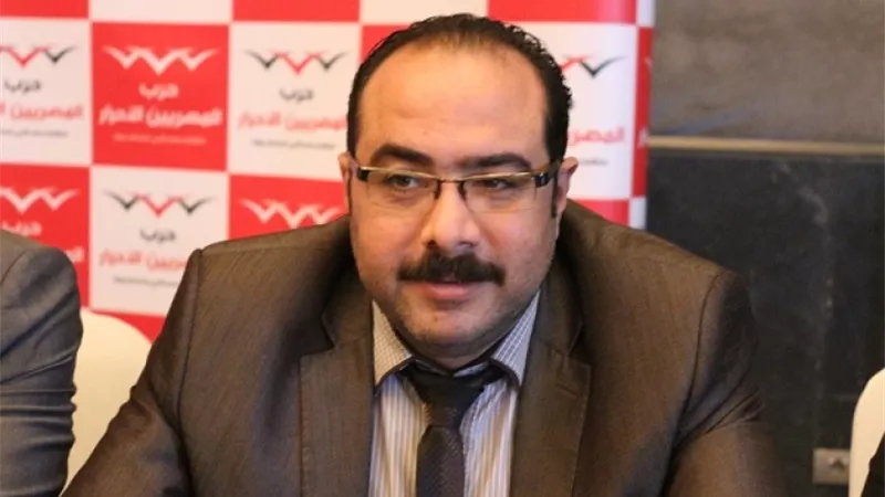 محمد الكومي يشارك في افتتاح مدرسة 