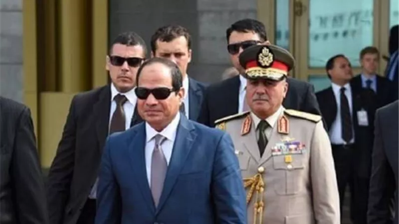 السيسى يشيد بجهود الجيش في التصدي للعمليات الإرهابية