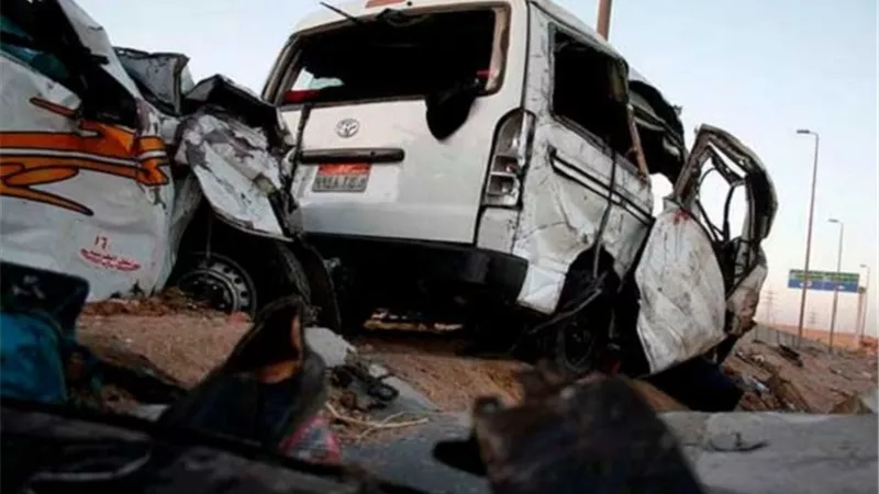 مصرع شخصين وإصابة 43 فى حادث مروري بالطريق الشرقي بالمنيا