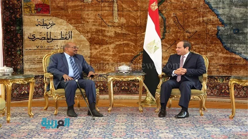 بالصور.. السيسي يعقد مع البشير اجتماعًا للجنة المشتركة للبلدين