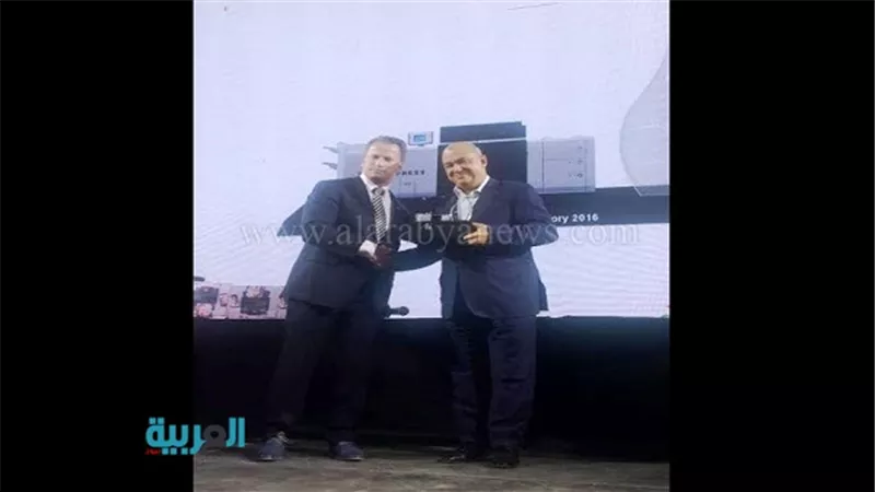 المؤتمر العاشر لشركة كانون اليابانية يُكرم وزير السياحة