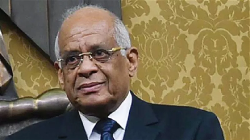 علي عبد العال يتفقد قاعة الاحتفال بـ