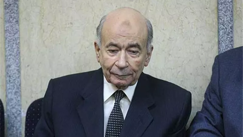 الدفاع يطالب بحجز الدعوى في 