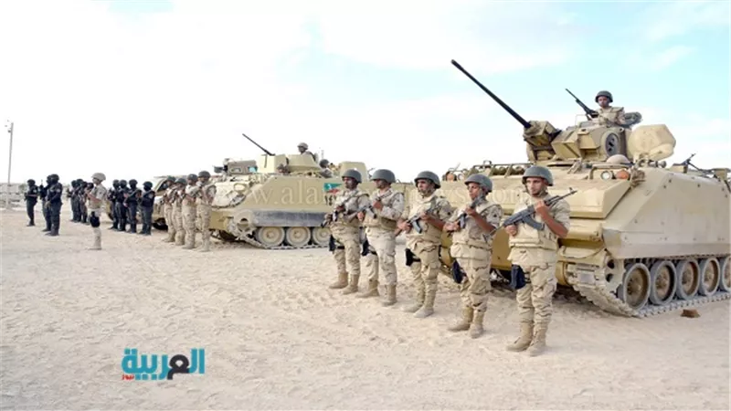بالصور.. القوات المسلحة تبدأ التمشيط لمداهمة عدة مناطق بسيناء