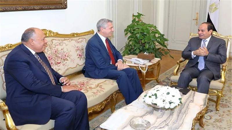 السيسي يستقبل المفوض السامي للأمم المتحدة لشئون اللاجئين