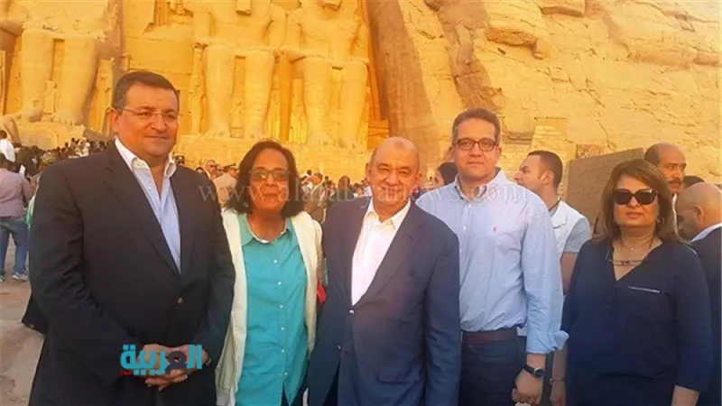 وزير السياحة يشهد ظاهرة تعامد الشمس على معبد أبوسمبل 