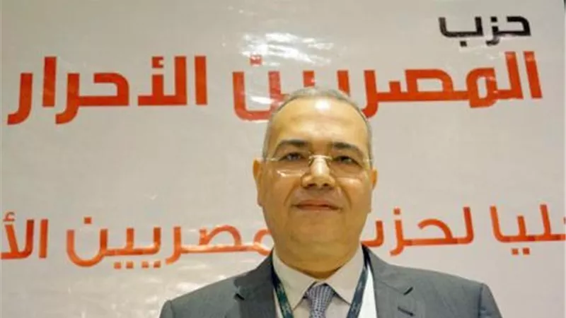 عصام خليل يترأس وفد 