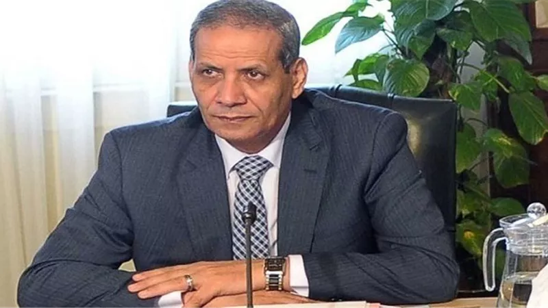وزير التعليم يحيل واقعة ضرب طالب بعين شمس للتحقيق