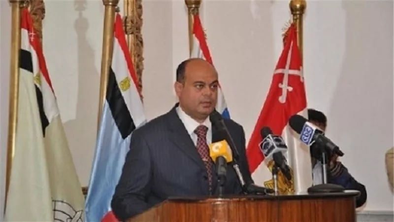 غلق محال المتاجرين فى السكر المدعم بمرسى مطروح