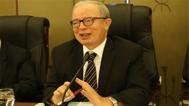 حسين عيسى: ائتلاف 