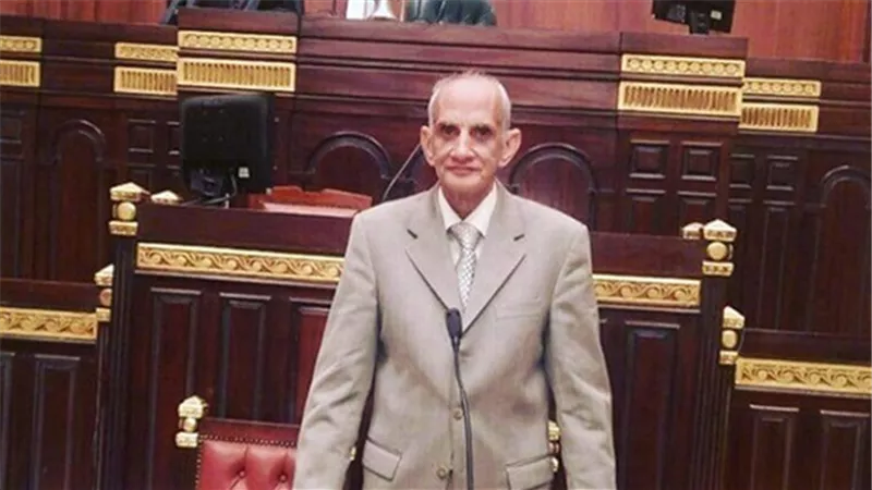 خالد خلف الله يشارك في إتمام الصلح بين عائلتين بنجع حمادي