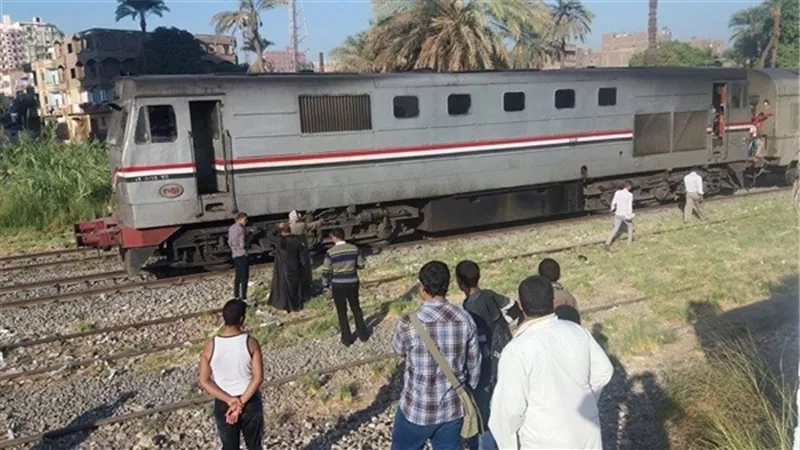 توقف حركة القطارات بسوهاج بسبب عطل فني بإحدى العربات