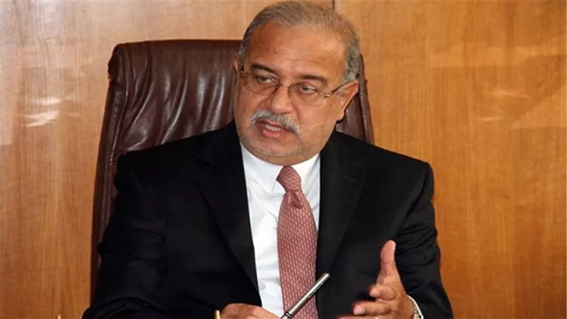 رئيس الوزراء يستعرض تقريرًا عن زيادة الأسعار
