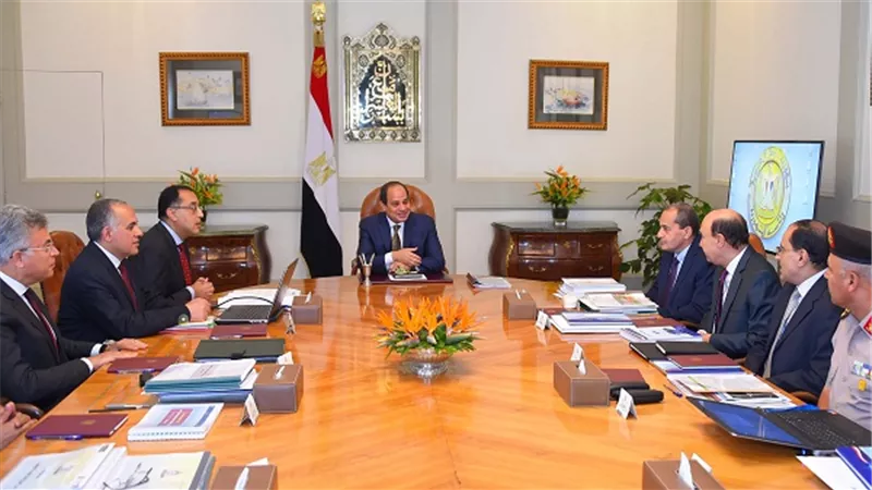 السيسي يعقد اجتماعًا لاستعراض عدد من المشروعات القومية