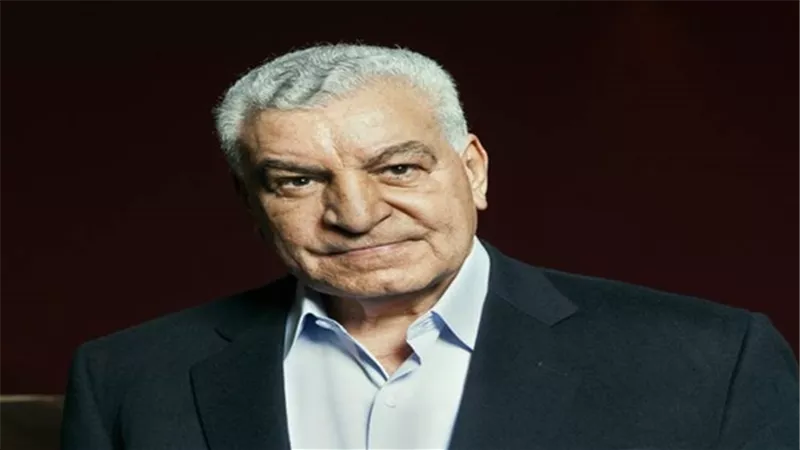 زاهي حواس يحاضر في ندوة 