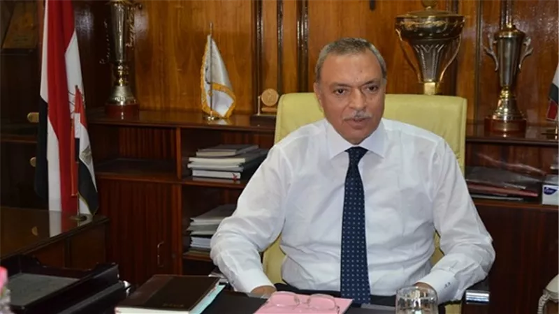 محافظ قنا يفتتح وحدة علاج الكبد بـ