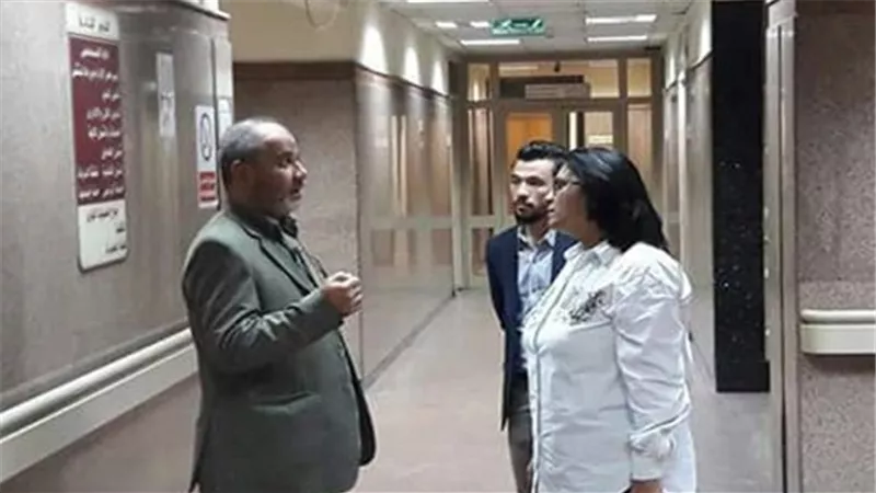 منى جاب الله تفقد مستشفى القاهرة الفاطمية.. وتلتقي أهالي الجمالية