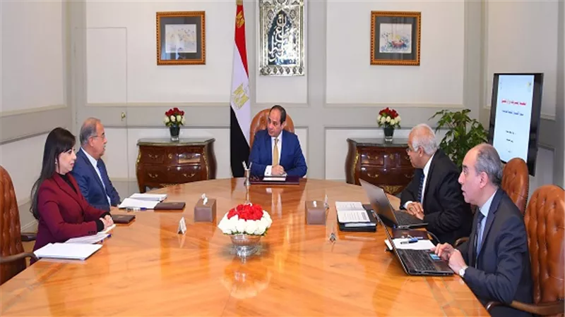 السيسي يشدد على الانتهاء من تطوير ضوابط الأمان بالسكك الحديدية