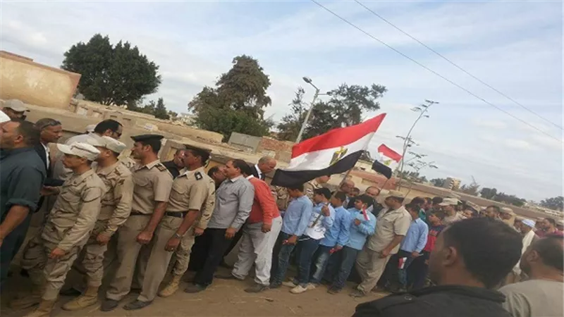 والدة شهيد الدقهلية لـ السيسي: القتلة حرموني من ابني