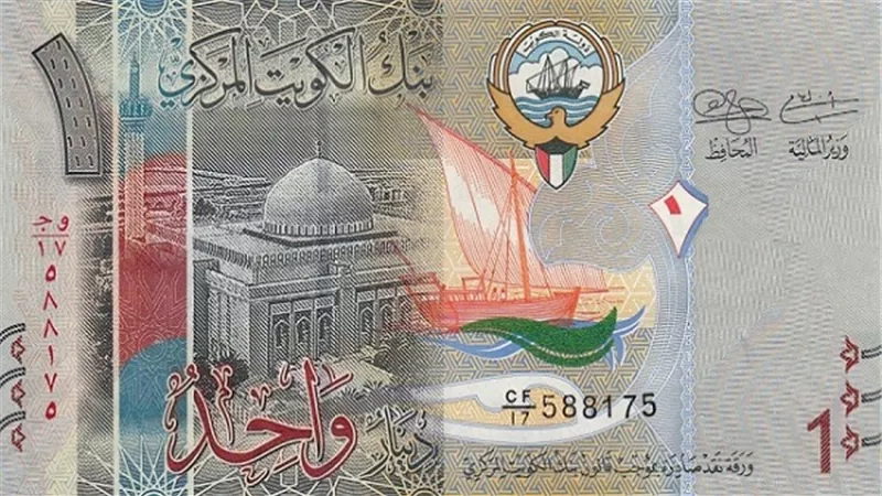 الدينار الكويتي يقفز إلى 58 جنيها في 4 بنوك