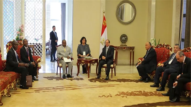 السيسي يعقد لقاءات مع عدد من القادة الافارقة بمالابو