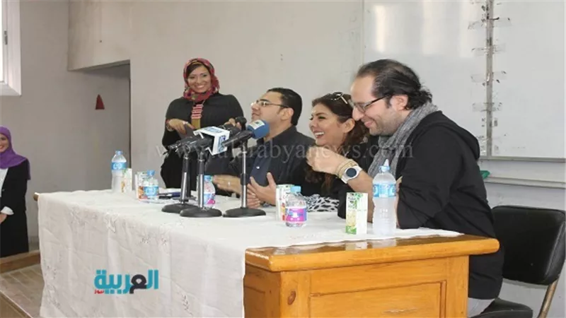 بالصور.. فاعليات ندوة إعلام حلوان بحضور مقدم برنامج 