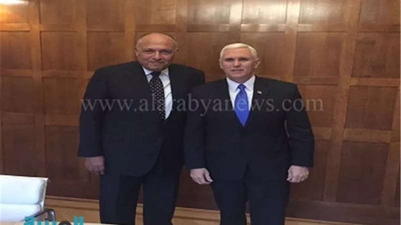 وزير الخارجية يلتقي مع نائب الرئيس الأمريكى المنتخب مايكل بنس