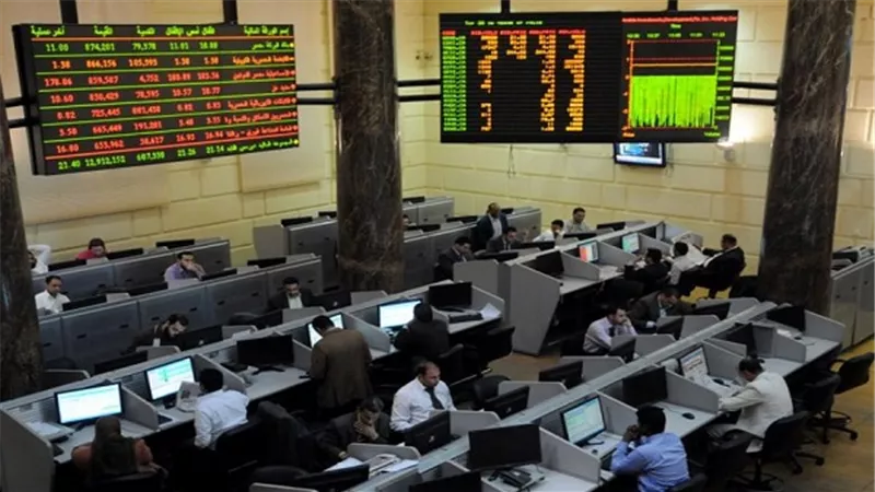 ارتفاع جماعي لمؤشرات البورصة في منتصف التعاملات