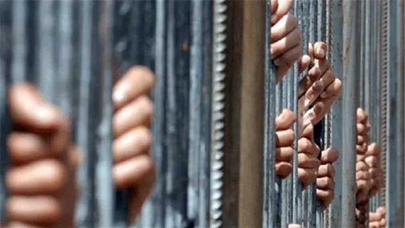 ضبط 4 بلطجية بحوزتهم 5 بنادق آلية في بلبيس