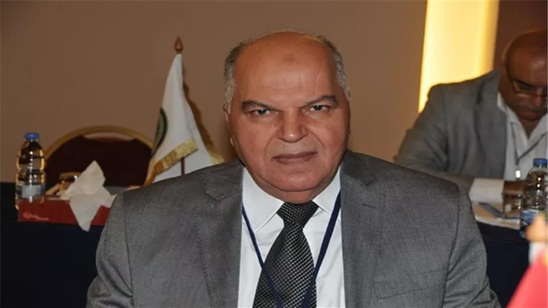 إلغاء شرط السن للالتحاق بعضوية نقابة المعلمين