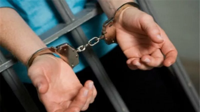 ضبط نجار مسلح سرق مشغولات ذهبية من فيلا بالغردقة