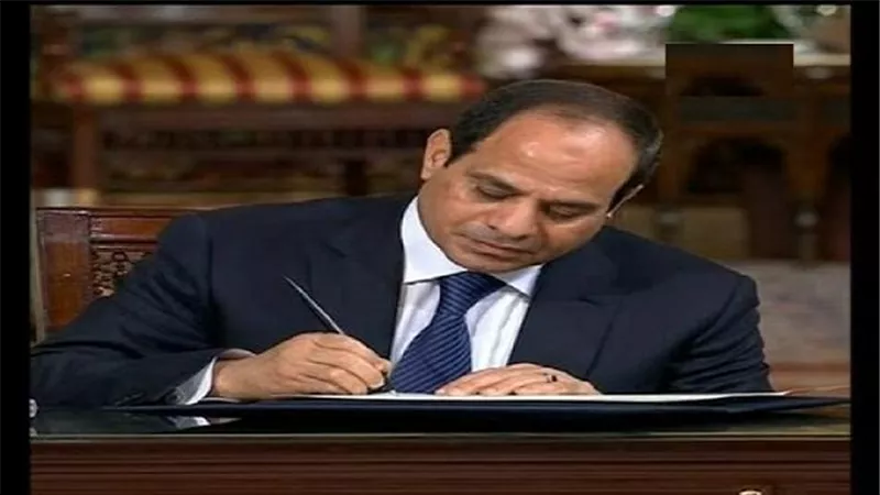 السيسي يصدق على قانون التنظيم المؤسسي للصحافة والإعلام