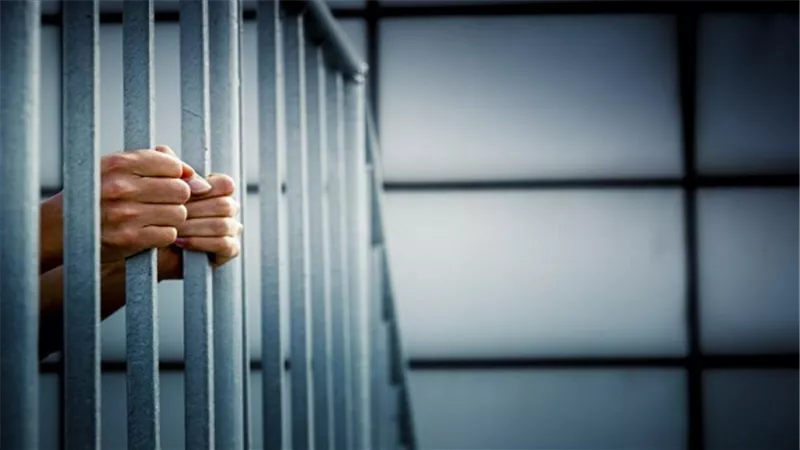 سجن أمين شرطة 3 سنوات لقتله شخصًا بالخطأ فى البحيرة