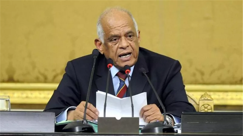 رئيس مجلس النواب يهنئ الرئيس السيسى بالعام الجديد