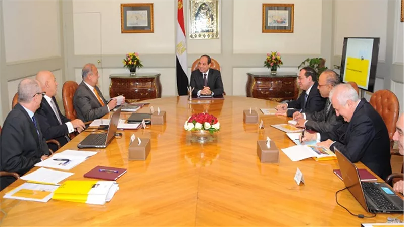السيسي يشدد على الالتزام بالجدول المُحدد لبدء إنتاج حقل 
